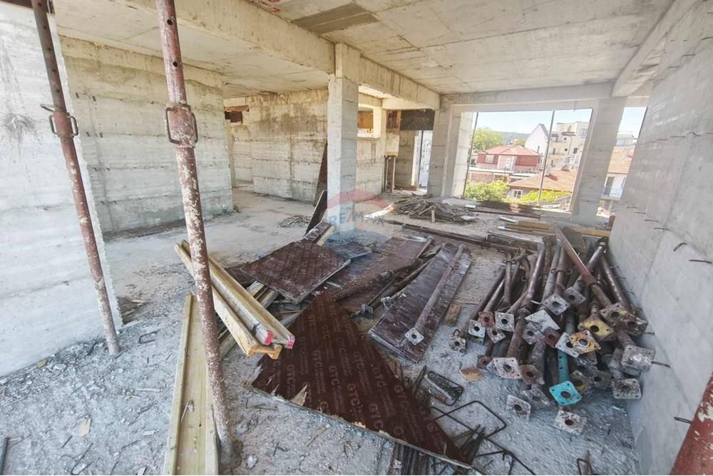 Condo/Apartment - For Sale - гр. Варна, Област Варна, Болгария - 8.jpg - 360391040-44