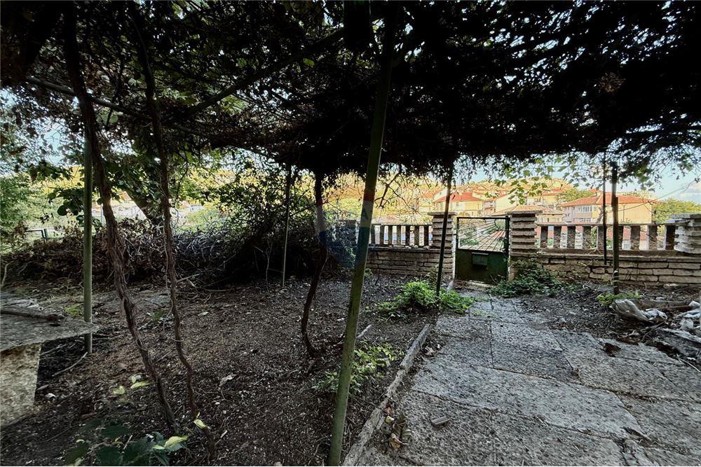 Градска къща - За продажба - гр. Балчик, Област Добрич, България - Двор - Двор - 360321025-243