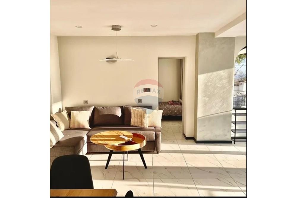 Rivitalo - Myytävänä - гр. Балчик, Област Добрич, България - Screenshot_13.jpg - Olohuone/Ruokailutila - 360321001-508