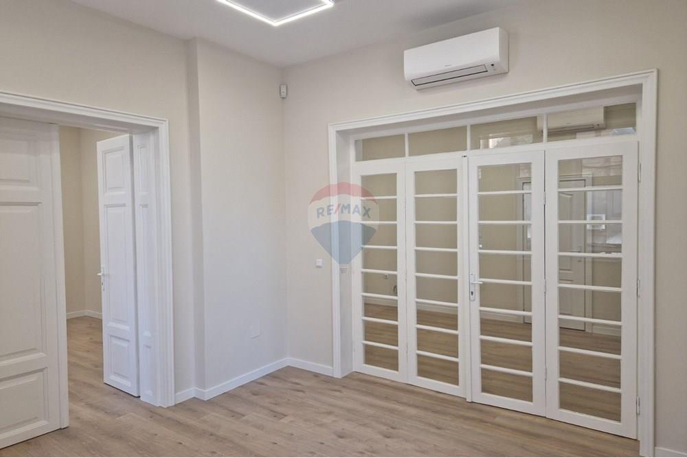 Office - For Rent/Lease - Varna, Varna, Bulgaria - viber_image_2025-03-19_12-06-12-681.jpg - 360531003-39