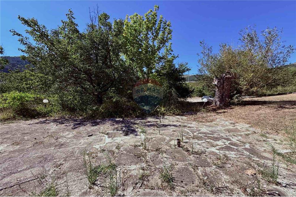 Имение - За продажба - с. Аспарухово, Област Варна, България - Обособен паркинг - Вътрешен двор - 360321025-228