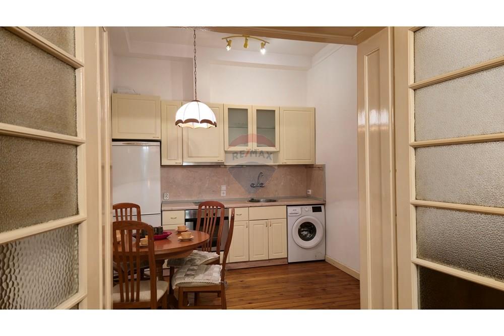 Апартамент - Под наем - гр. София, Област София град, България - 20251029_145816.jpg - Всекидневна/Трапезария - 360501004-116