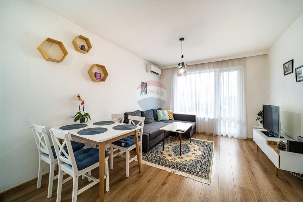 Апартамент - Под наем - гр. Варна, Област Варна, България - 1728911076483880.jpg - Всекидневна - 360511004-163