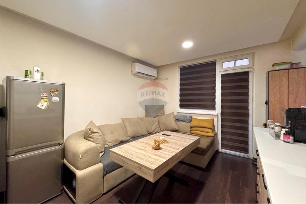 Апартамент - За продажба - гр. Русе, Област Русе, България - viber_изображение_2025-11-05_14-46-12-566.jpg - Всекидневна - 360451033-101