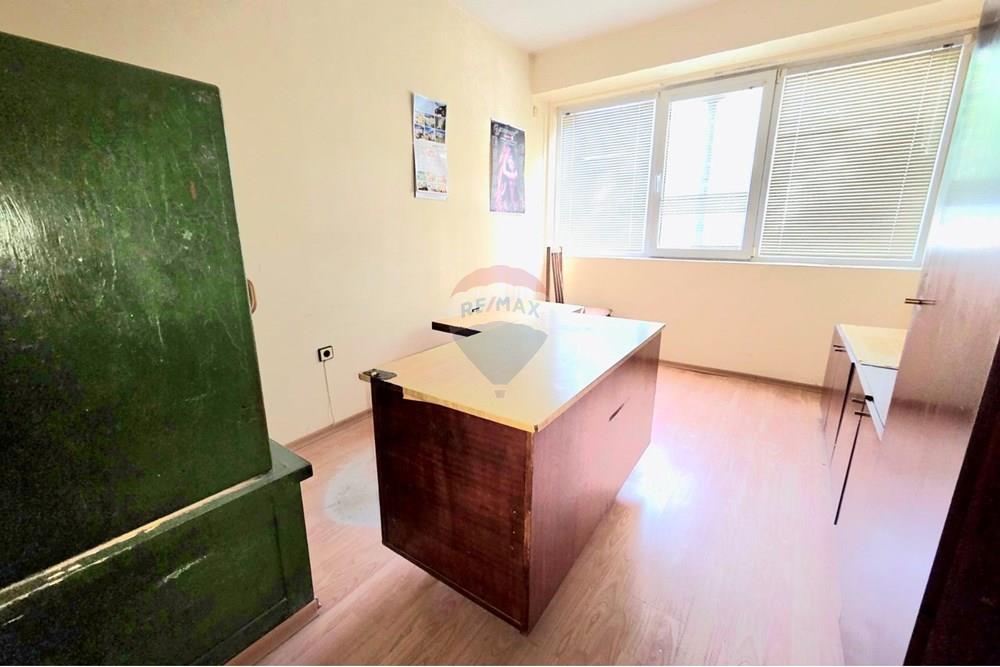 Spaţiu Birouri - De Inchiriat - гр. Варна, Област Варна, България - viber_image_2025-10-24_15-58-40-516.jpg - Office - 360511018-11