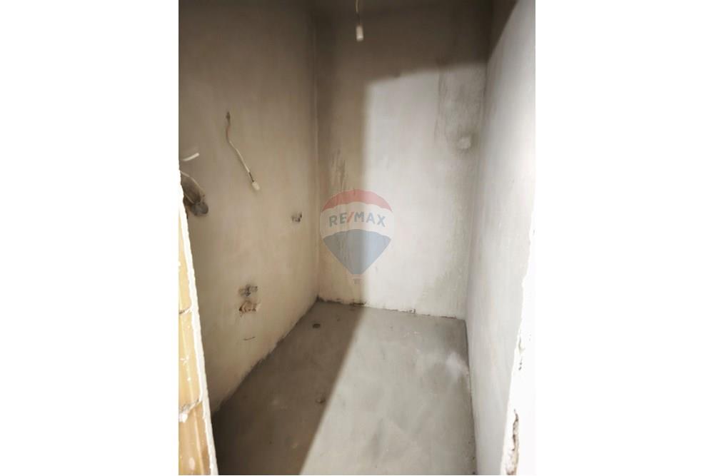 Апартамент - За продажба - гр. Варна, Област Варна, България - 9.jpg - Баня - 360391040-48