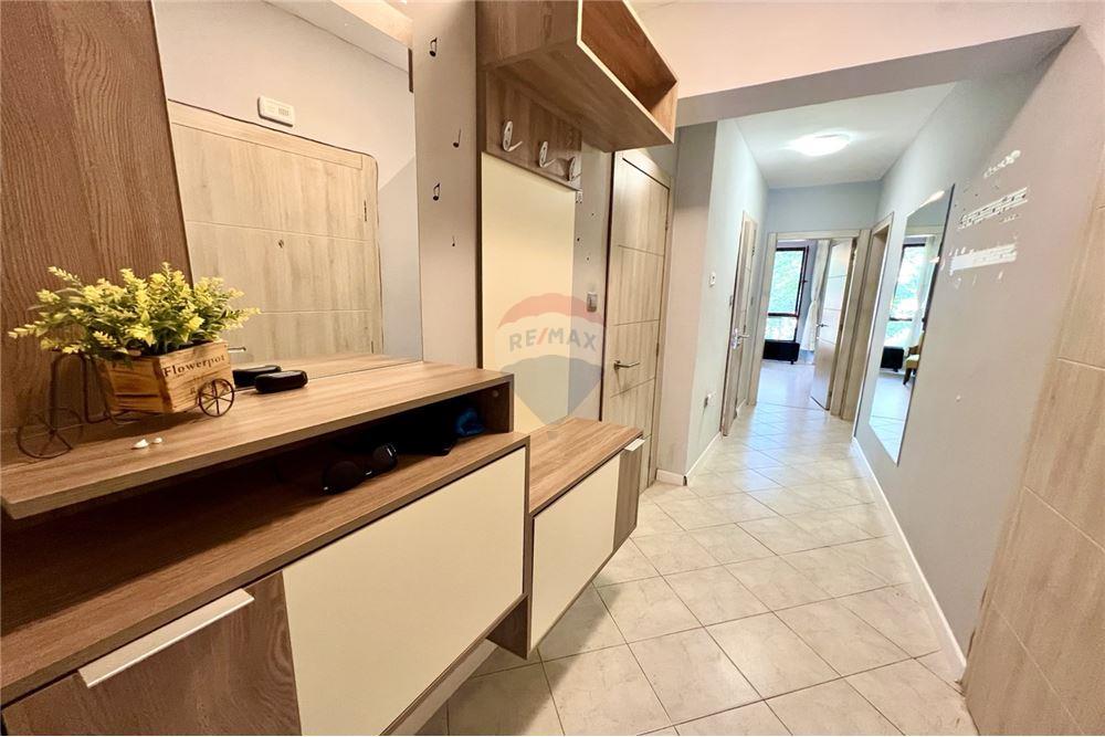 Апартамент - Под наем - гр. Варна, Област Варна, България - Коридор - Коридор - 360391002-168