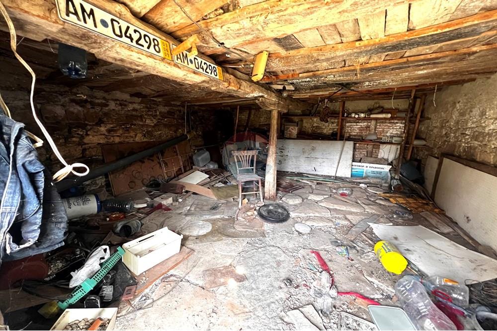 Селска къща - За продажба - гр. Елена, Област Велико Търново, България - 20241104_103650948_iOS.jpg - 360431001-618