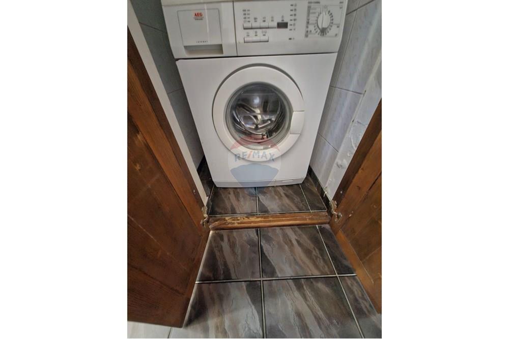 Апартамент - Под наем - гр. Варна, Област Варна, България - 11.jpg - Перално помещение - 360321001-515