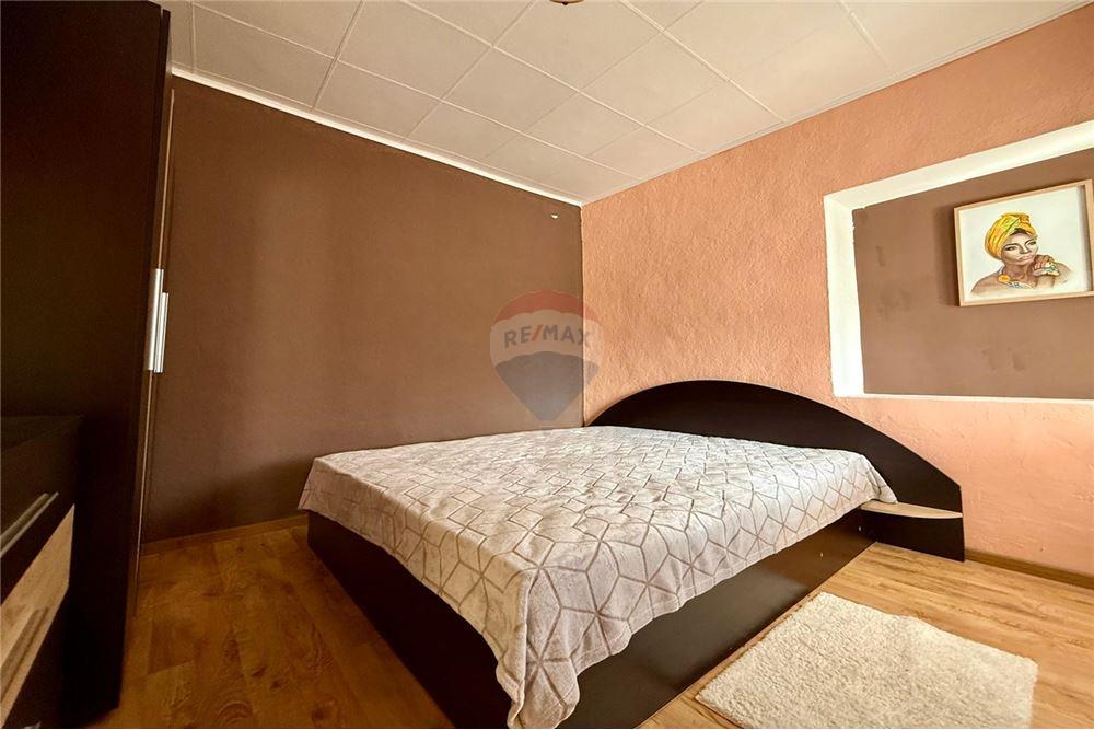 Градска къща - За продажба - гр. Балчик, Област Добрич, България - Трета спалня - Спалня - 360321025-245