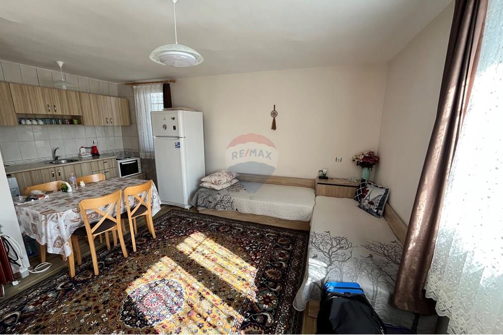 Селска къща - За продажба - с. Засмяно, Област Варна, България - IMG_0895.jpeg - 360391067-9