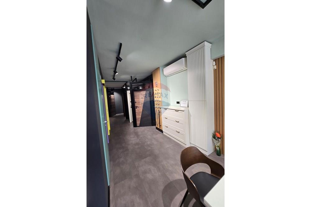 kereskedelmi - Kiadó - гр. Пловдив, Област Пловдив, България - 20251021_124341.jpg - 360261003-267