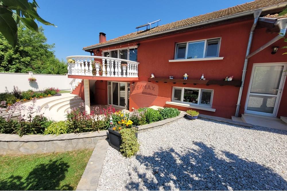 Селска къща - За продажба - с. Поликраище, Област Велико Търново, България - 20250604_111148.jpg - 360431001-496