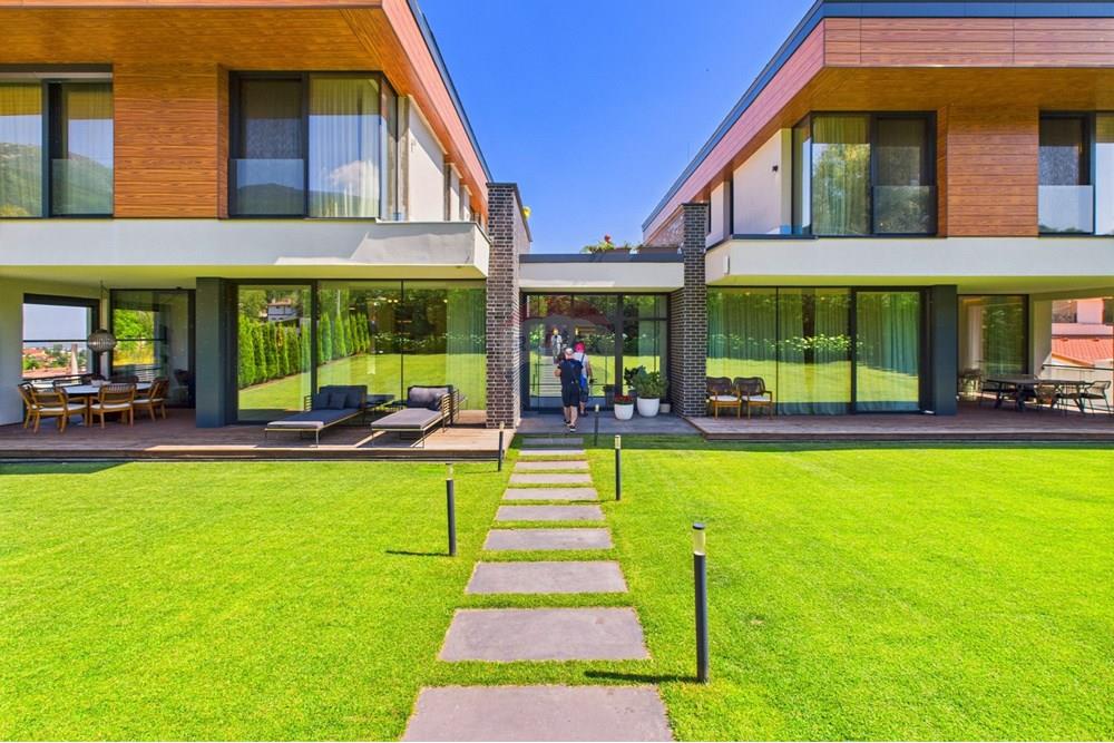 Градска къща - За продажба - гр. София, Област София град, България - CAM02315G0-PR0069-STILL001.jpg - 360241007-111