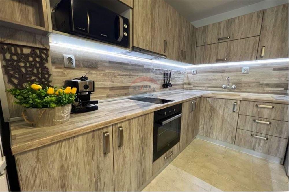 Апартамент - Под наем - гр. Варна, Област Варна, България - Кухня - Всекидневна - 360391002-168