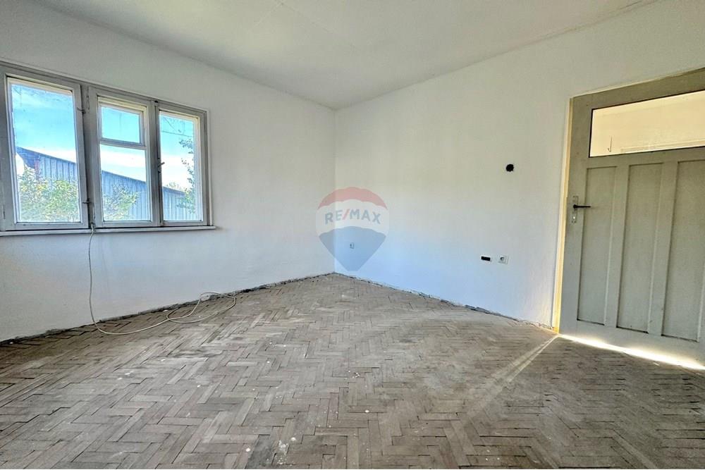 Селска къща - За продажба - с. Пиргово, Област Русе, България - FullSizeRender-5.JPEG - Складово помещение - 360451033-99