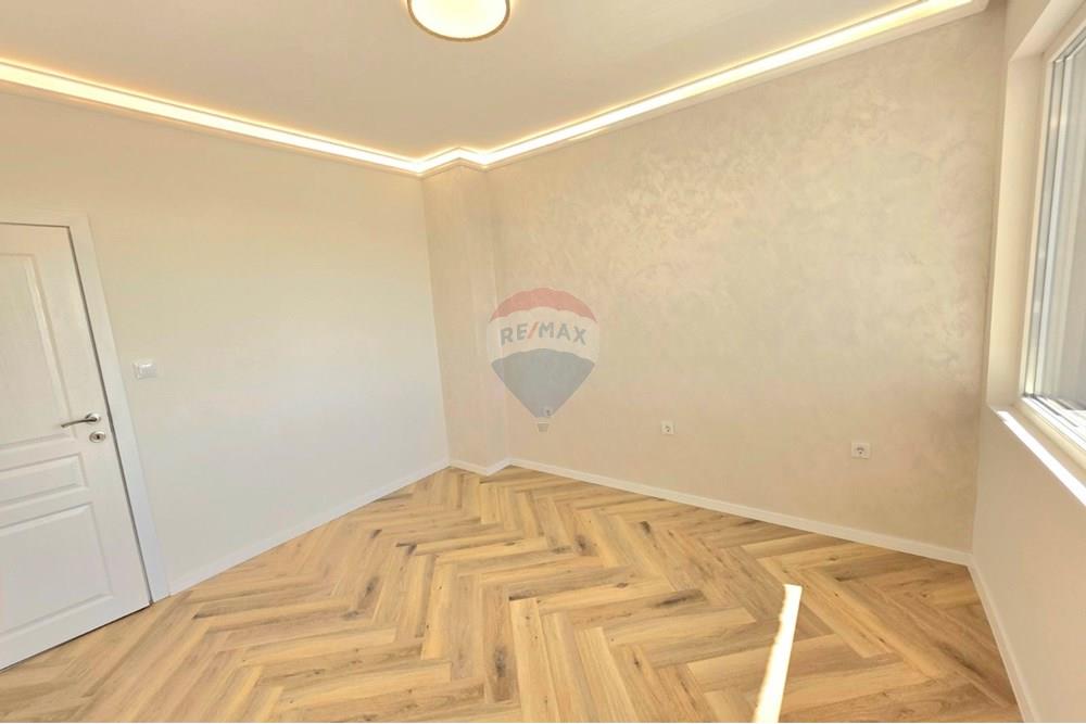 Condo/Apartment - Ipinagbibili - гр. Варна, Област Варна, България - viber_image_2025-10-20_18-56-11-501.jpg - 360391066-18
