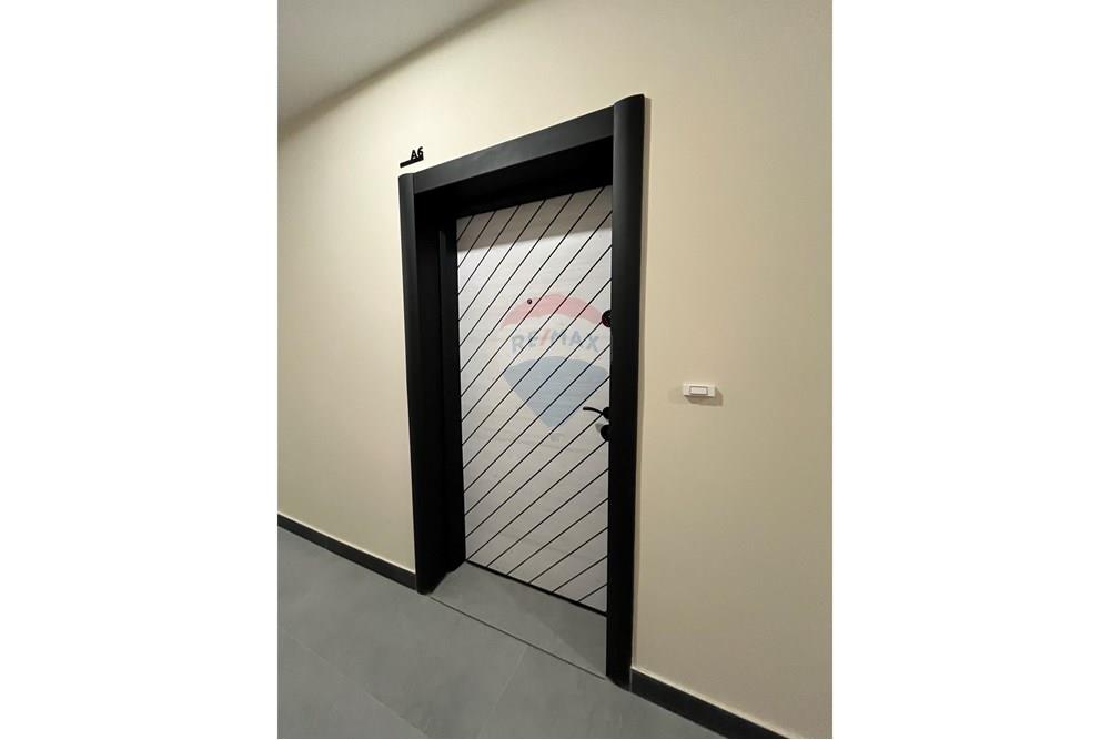 Condo/Apartment - For Sale - Burgas, Burgas, Bulgaria - 0-02-05-362d89f4301f3f10165e97e10787d93cf0fd625415d7a5a003ad54c503227380_1fb017a798584067.jpg - 360291028-9