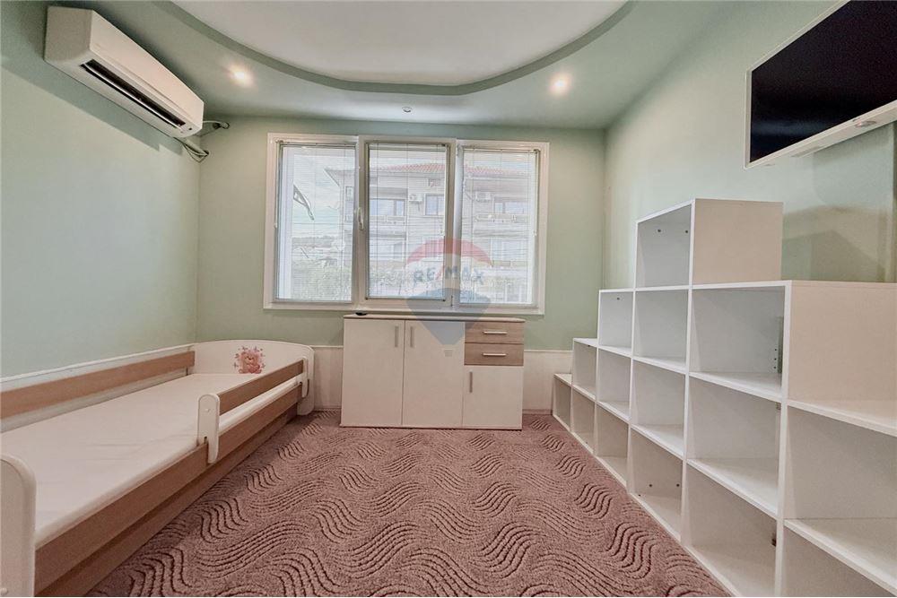 Апартамент - Под наем - гр. Варна, Област Варна, България - Уютна детска спалня - Детска стая - 360321025-244