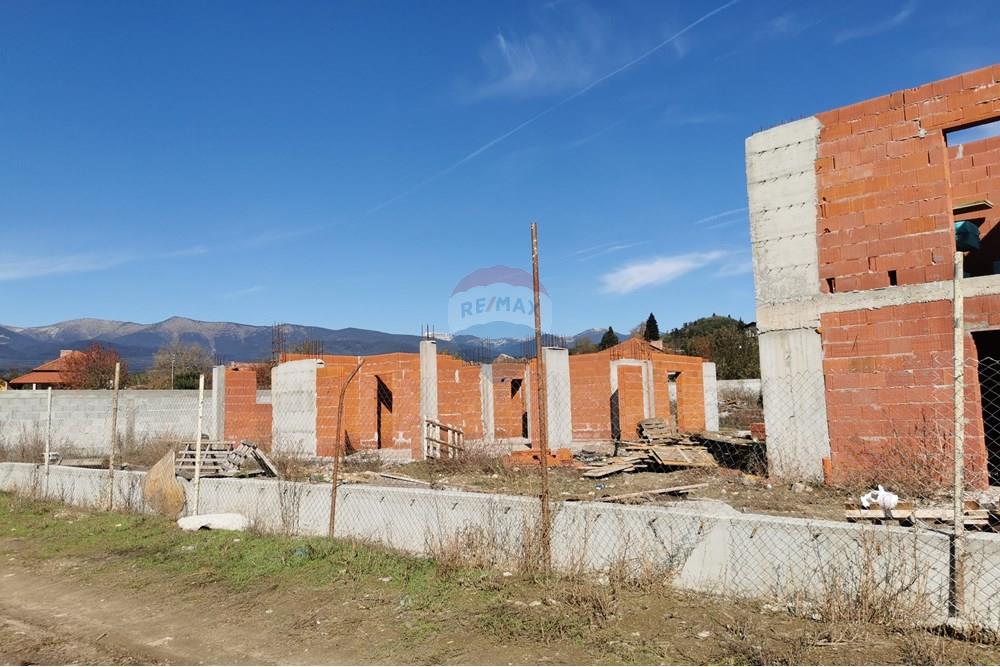 Вила - За продажба - с. Долно Драглище, Област Благоевград, България - IMG_20251030_120518.jpg - 360421019-33