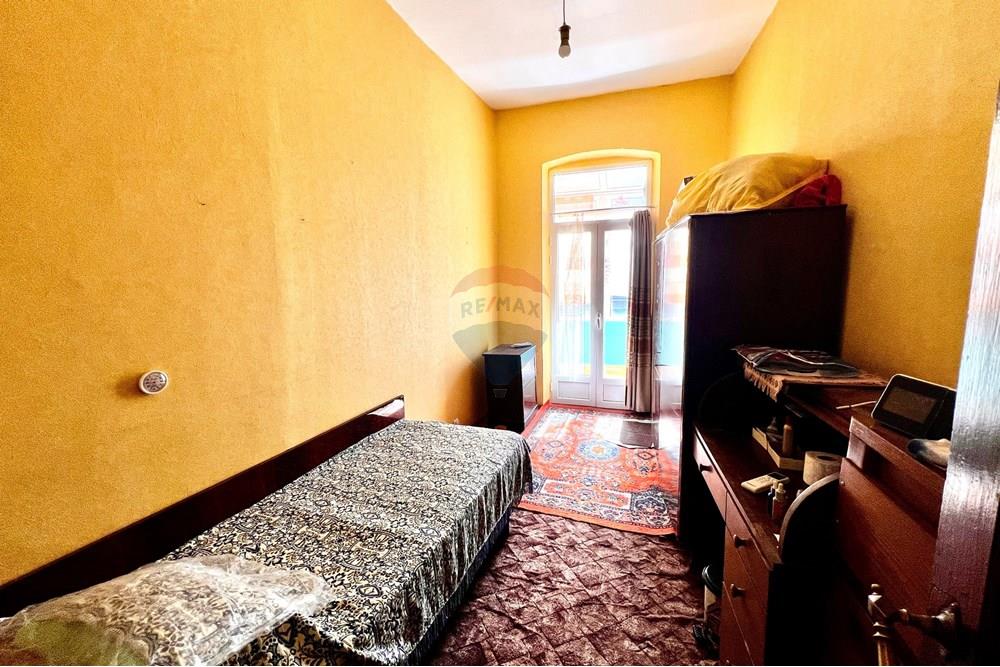 Градска къща - За продажба - гр. Габрово, Област Габрово, България - 20250428_123714328_iOS.jpg - 360431027-13