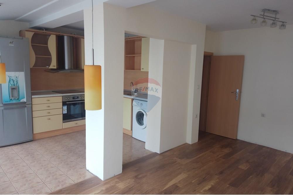 Апартамент - За продажба - гр. Варна, Област Варна, България - IMG_20251105_110645~2.jpg - 360331005-104