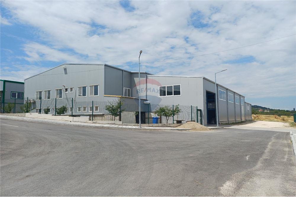 Индустриален имот - За продажба - гр. Куклен, Област Пловдив, България - 1 - 360261004-144