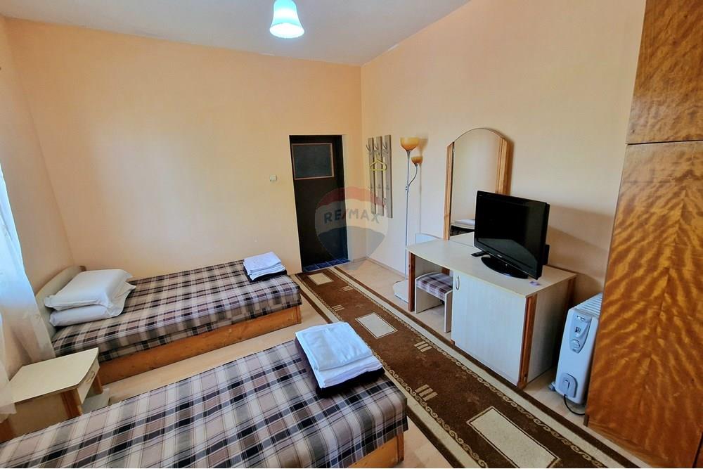 Adosado - Venta - гр. Две могили, Област Русе, България - 20251015_121321.jpg - 360451038-16