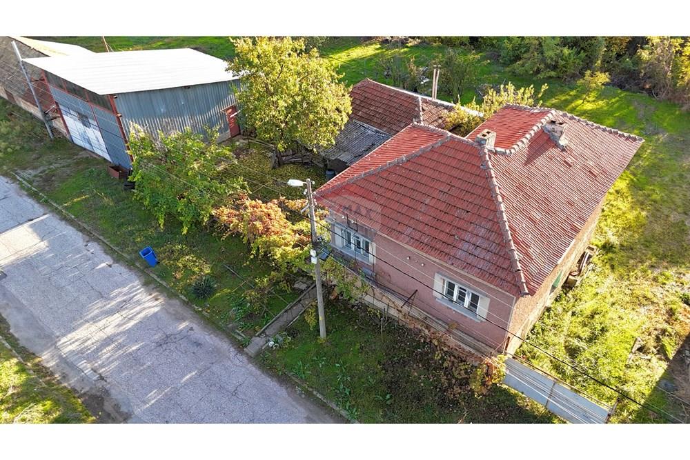 Селска къща - За продажба - с. Пиргово, Област Русе, България - dji_fly_20251029_154930_0529_1761828876604_photo.JPEG - 360451033-99