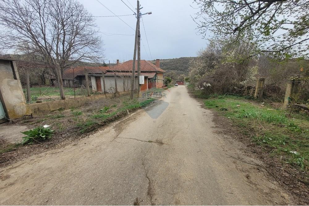 Селска къща - За продажба - с. Добромирка, Област Габрово, България - 20250324_135526.jpg - 360431001-493