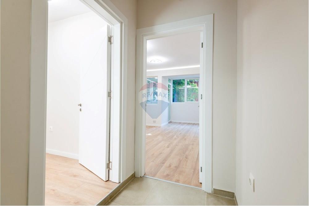 Апартамент - За продажба - гр. Варна, Област Варна, България - viber_изображение_2025-10-19_22-21-26-528.jpg - 360301018-160