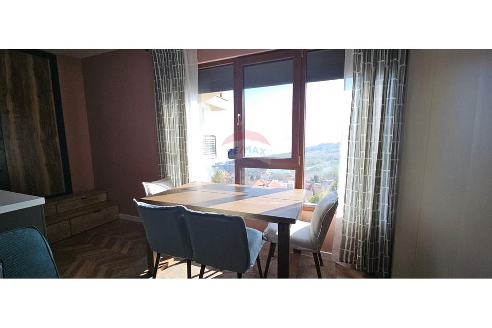 Вила - За продажба - гр. Балчик, Област Добрич, България - студио всекидневна2.jpg - Друга - 360321028-121