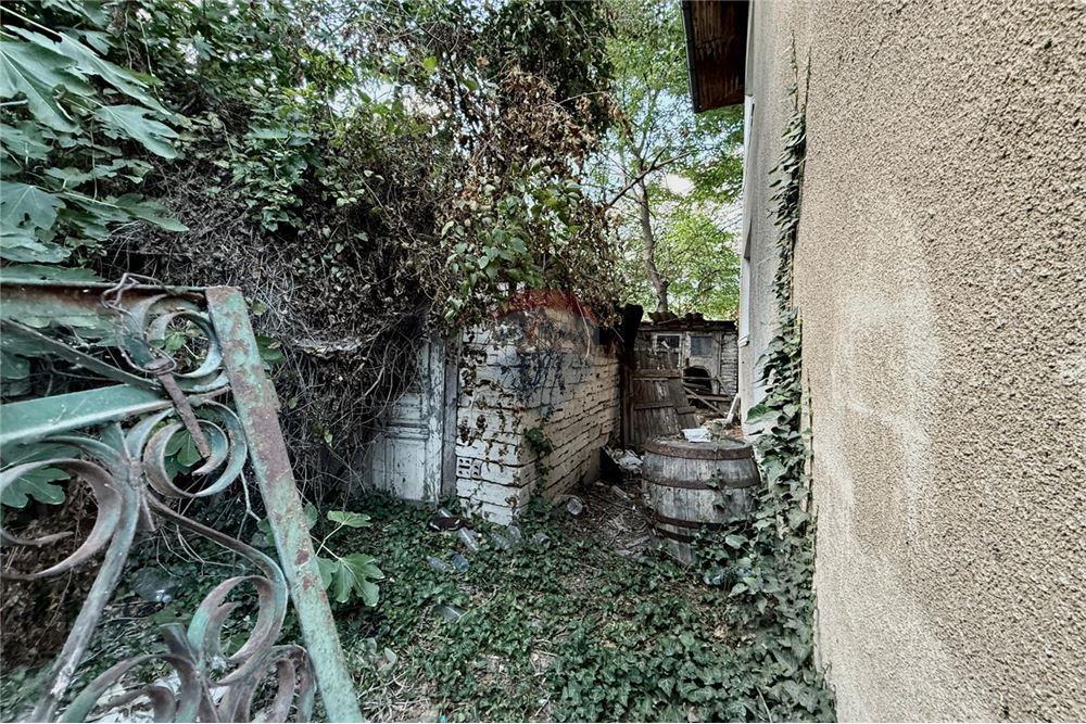 Градска къща - За продажба - гр. Балчик, Област Добрич, България - Двор - Двор - 360321025-243