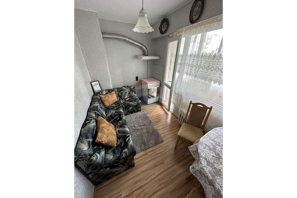 Апартамент - Под наем - гр. Варна, Област Варна, България - жсвдр.jpg - Кухня - 360511009-174