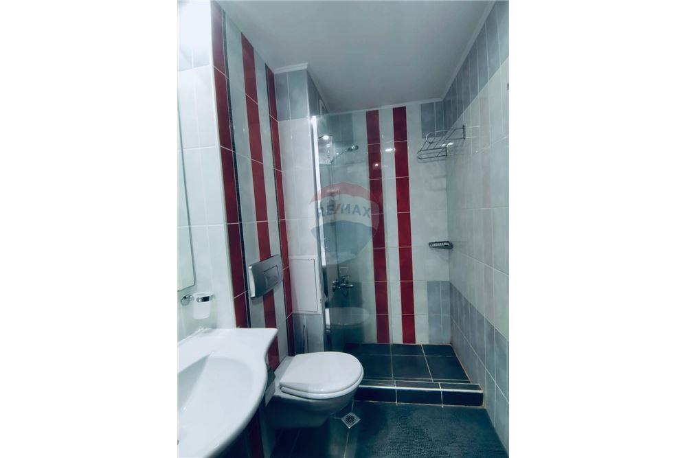 Апартамент - За продажба - гр. Балчик, Област Добрич, България - Баня и тоалетна в едно помещение - Баня - 360321025-250