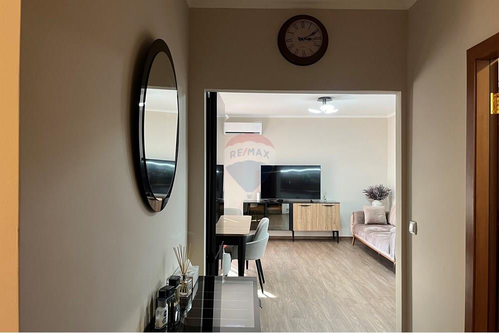 Апартамент - За продажба - к.к. Златни пясъци, Област Варна, България - коридор 1.jpg - Коридор - 360321028-106