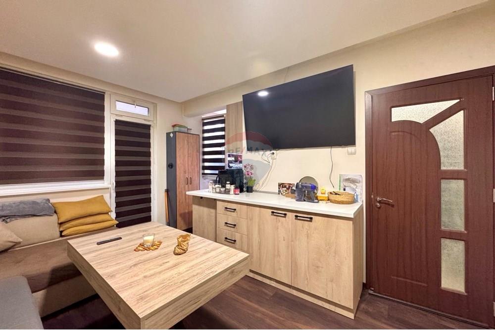 Апартамент - За продажба - гр. Русе, Област Русе, България - viber_изображение_2025-11-05_14-46-14-754.jpg - Всекидневна - 360451033-101