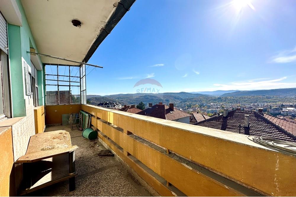 Апартамент - За продажба - гр. Велико Търново, Област Велико Търново, България - 20251103_093748073_iOS.jpg - 360431008-398