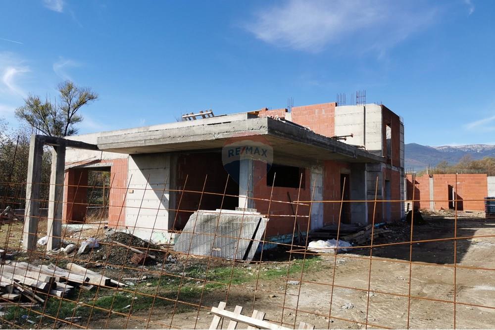 Вила - За продажба - с. Долно Драглище, Област Благоевград, България - IMG_20251030_120425.jpg - 360421019-33