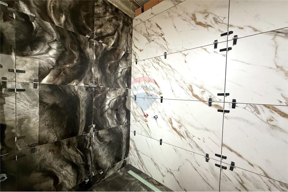 Селска къща - За продажба - с. Соколово, Област Добрич, България - Баня и тоалетна в едно помещение към първа спалня - Баня - 360321025-241