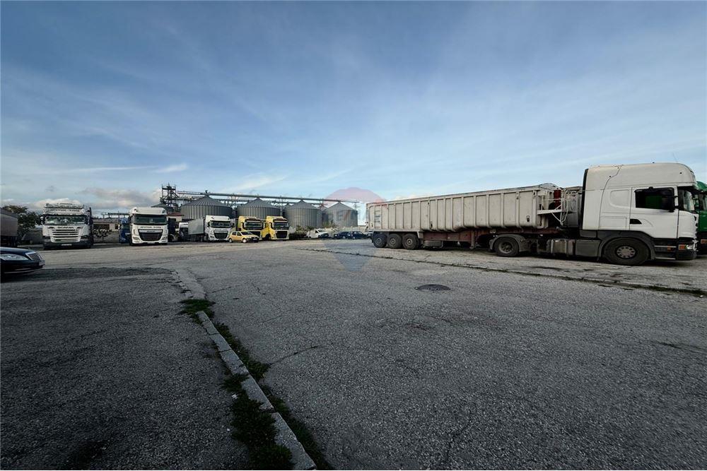 Самостоятелен бизнес - За продажба - гр. Балчик, Област Добрич, България - Терен - 360321025-251