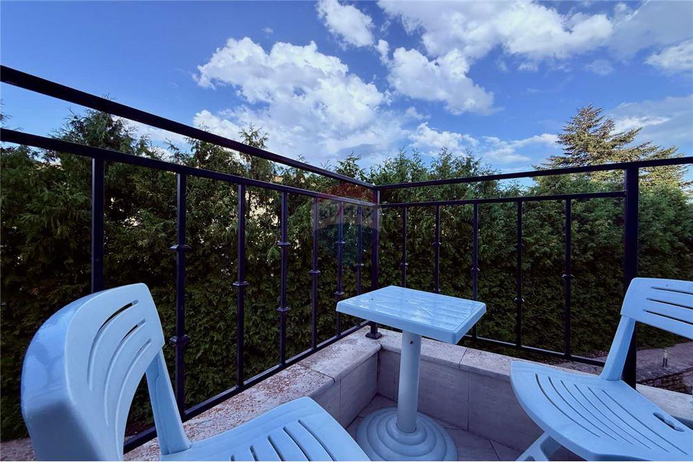 Апартамент - Под наем - гр. Балчик, Област Добрич, България - Открита тераса с достъп от всекидневна и спалня - Тераса - 360321025-232