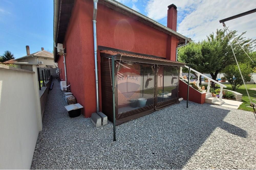 Селска къща - За продажба - с. Поликраище, Област Велико Търново, България - 20250521_111946.jpg - 360431001-496