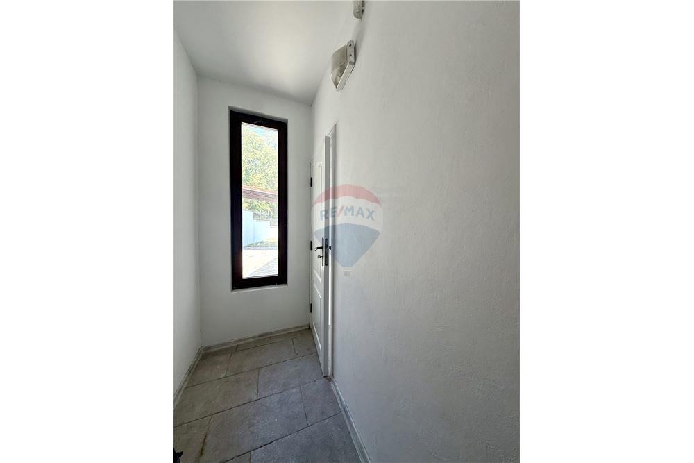 Вила - За продажба - гр. Балчик, Област Добрич, България - Мокро помещение/ етаж 1 - Перално помещение - 360321025-236