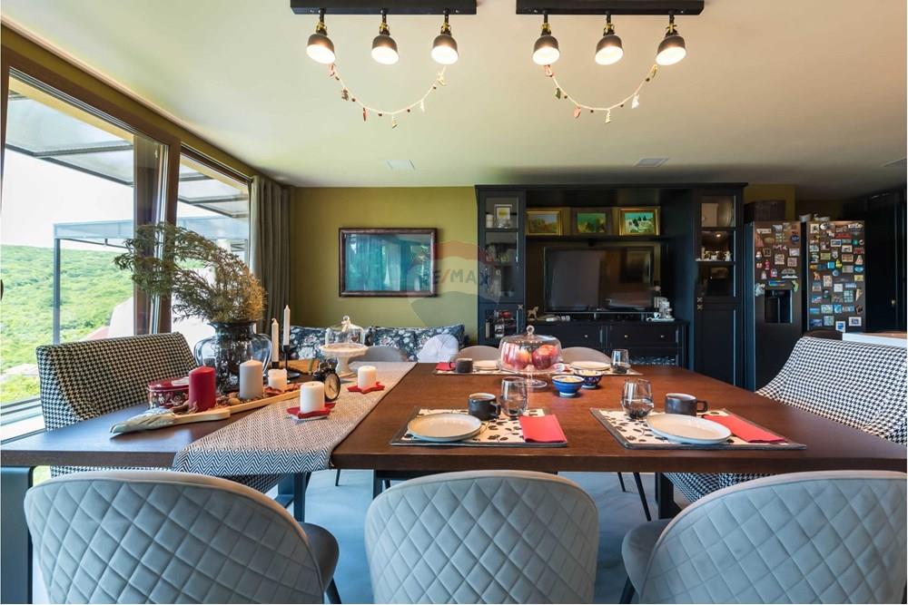 Вила - За продажба - гр. Балчик, Област Добрич, България - всекидневна 5.jpg - Всекидневна/Трапезария - 360321028-120