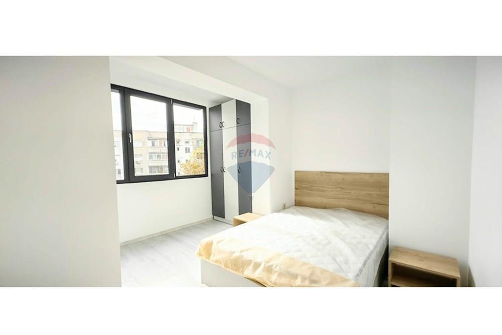 Апартамент - За продажба - гр. Варна, Област Варна, България - viber_изображение_2025-10-29_15-32-34-577.jpg - Спалня - 360511010-93