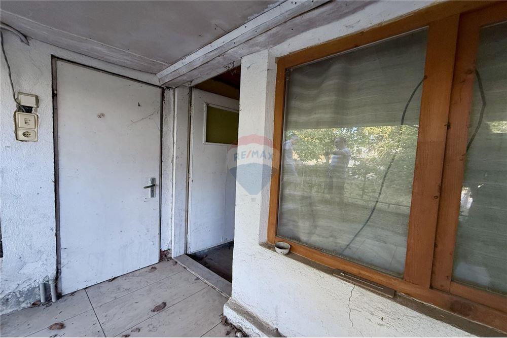 Селска къща - За продажба - с. Кранево, Област Добрич, България - Стара каменна еднофамилна къща на един етаж - Вътрешен двор - 360321025-231