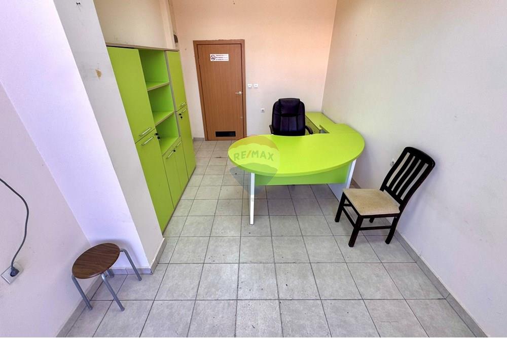 Търговски обект/Магазин - Под наем - гр. Русе, Област Русе, България - FullSizeRender-1.JPEG - 360451029-68