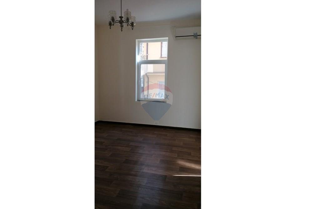 Етаж от къща - Под наем - гр. Пловдив, Област Пловдив, България - viber_image_2025-10-03_13-56-50-034.jpg - 360261002-246