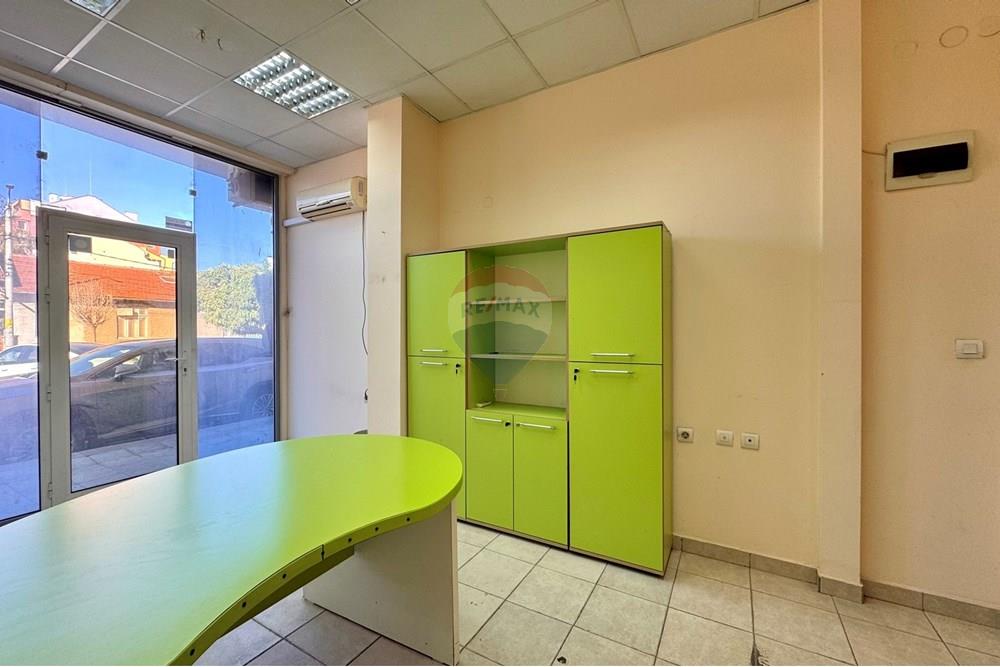 Търговски обект/Магазин - Под наем - гр. Русе, Област Русе, България - FullSizeRender-5.JPEG - 360451029-68